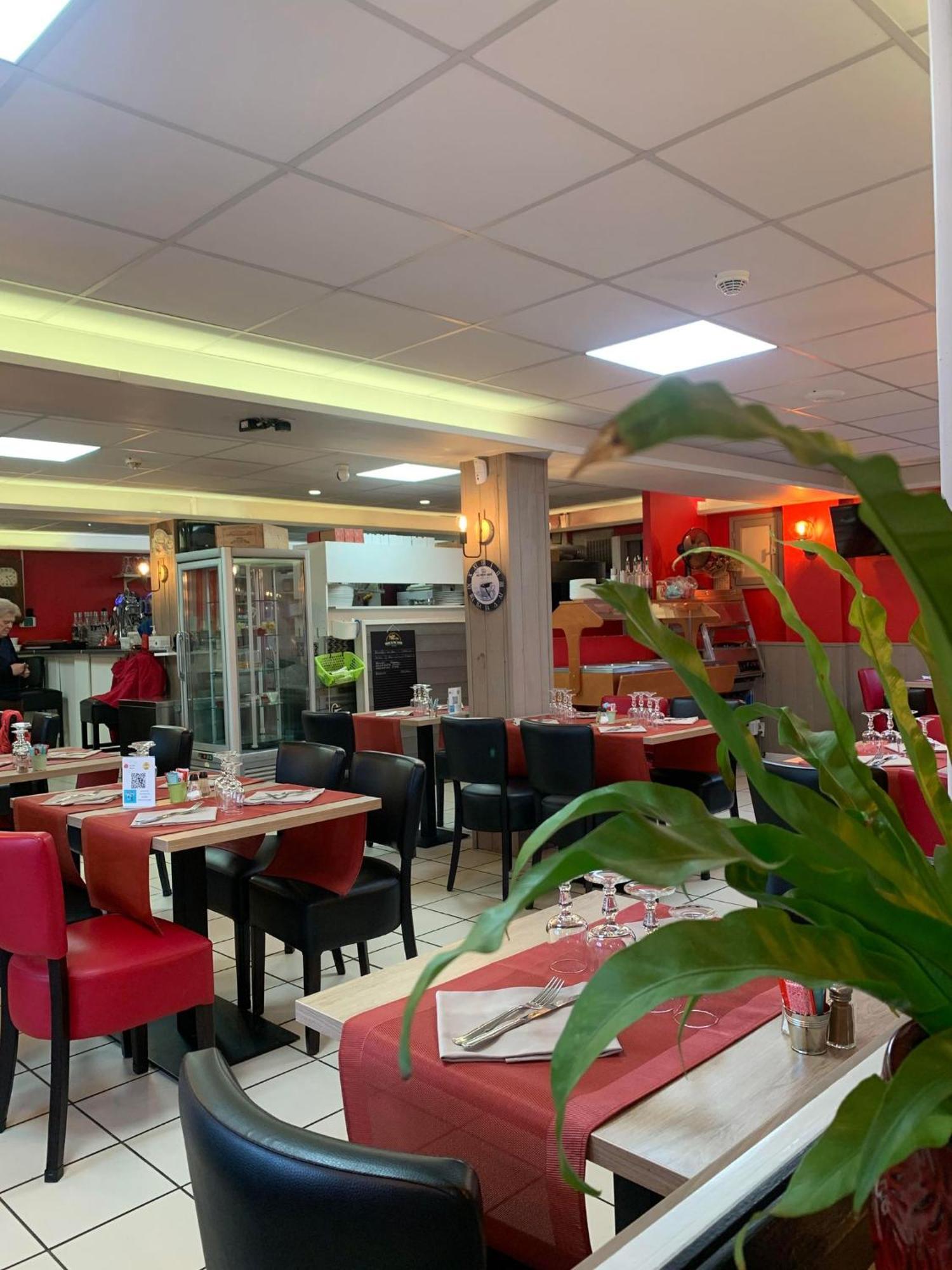 Au Petit Bonheur Hotel La Tranche-sur-Mer Eksteriør billede