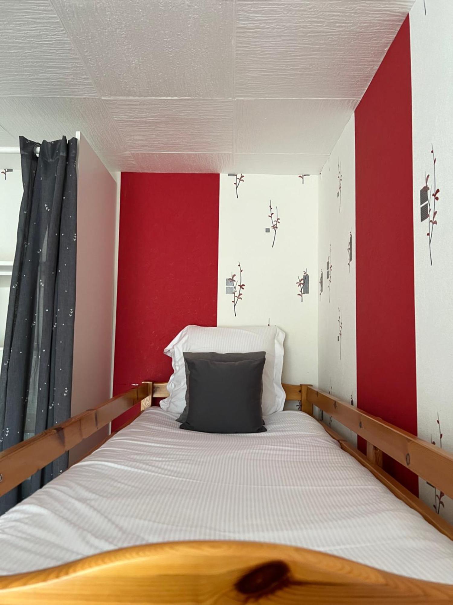 Au Petit Bonheur Hotel La Tranche-sur-Mer Eksteriør billede