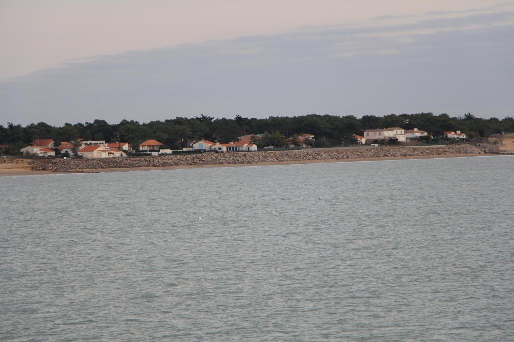 Au Petit Bonheur Hotel La Tranche-sur-Mer Eksteriør billede