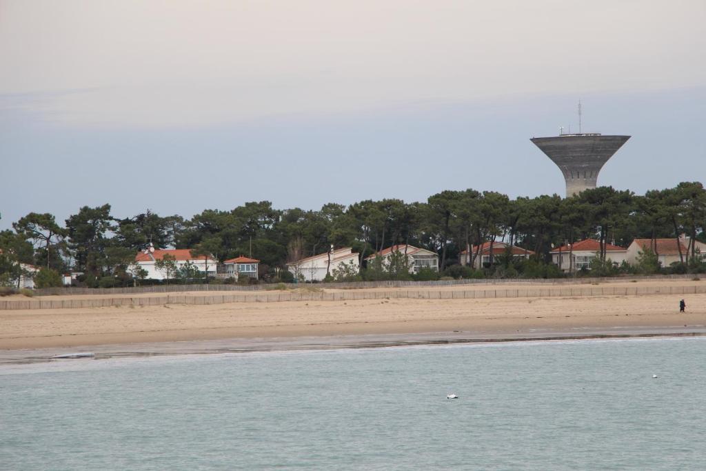 Au Petit Bonheur Hotel La Tranche-sur-Mer Eksteriør billede
