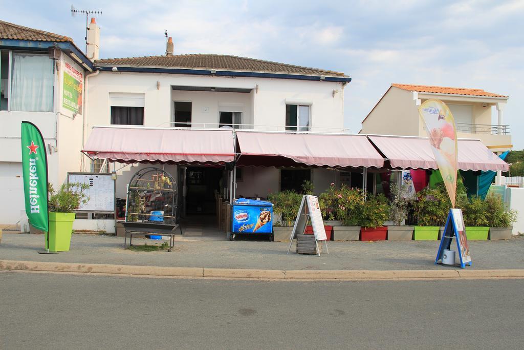 Au Petit Bonheur Hotel La Tranche-sur-Mer Eksteriør billede